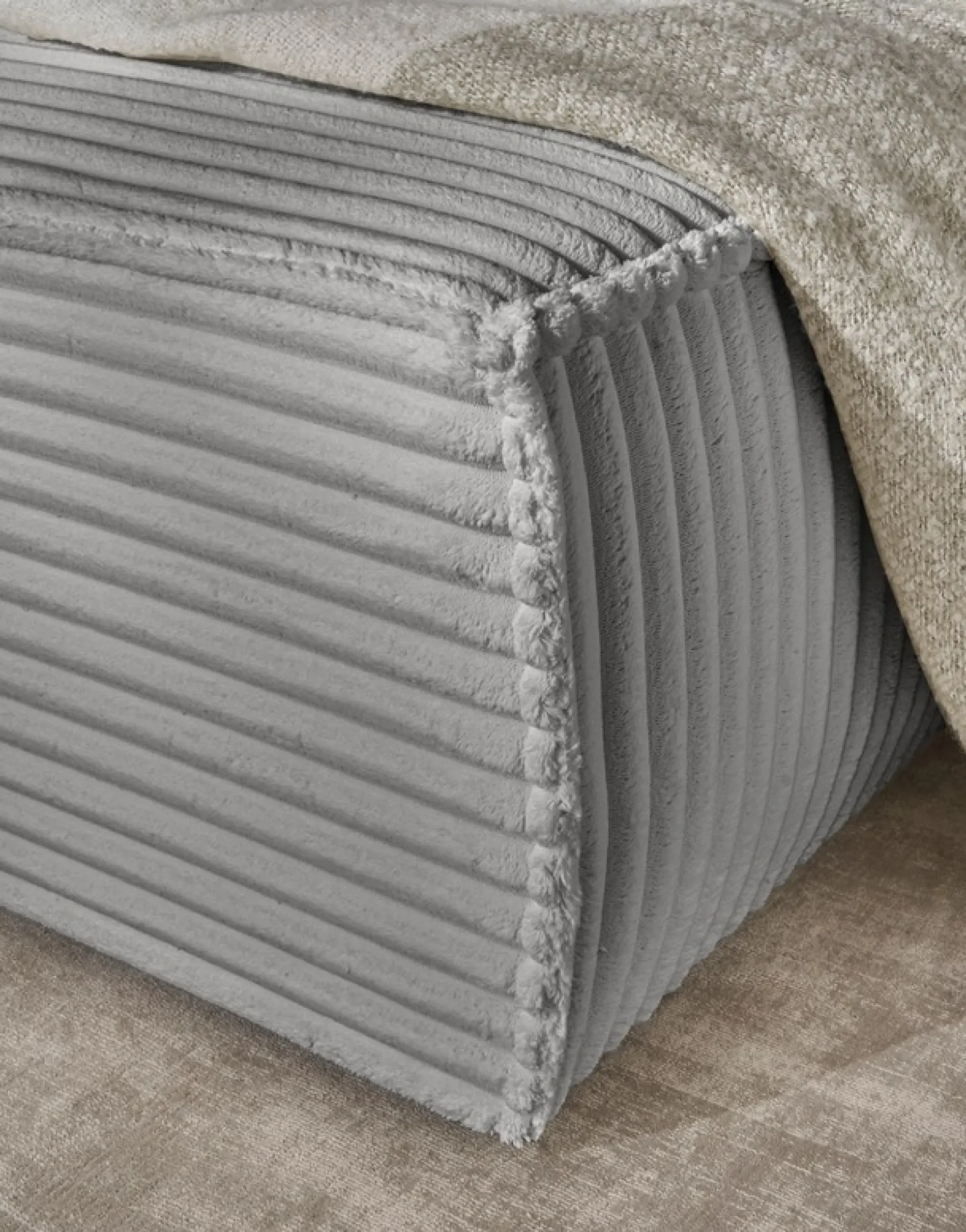 OTTO home 3-Sitzer »FINNLEY Cord, Schlafsofa 257 cm - OTTO. Verlässliche Qualität.« mit Bettkasten, in Bouclé, Struktur fein und Mega Cord