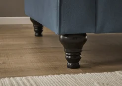 OTTO home 3-Sitzer »Westminster, Sofa im Landhausstil, Couch mit Zierkissen« Federkern-Polsterung, gedrechselter Fuß, hochwertiger Microfaserbezug