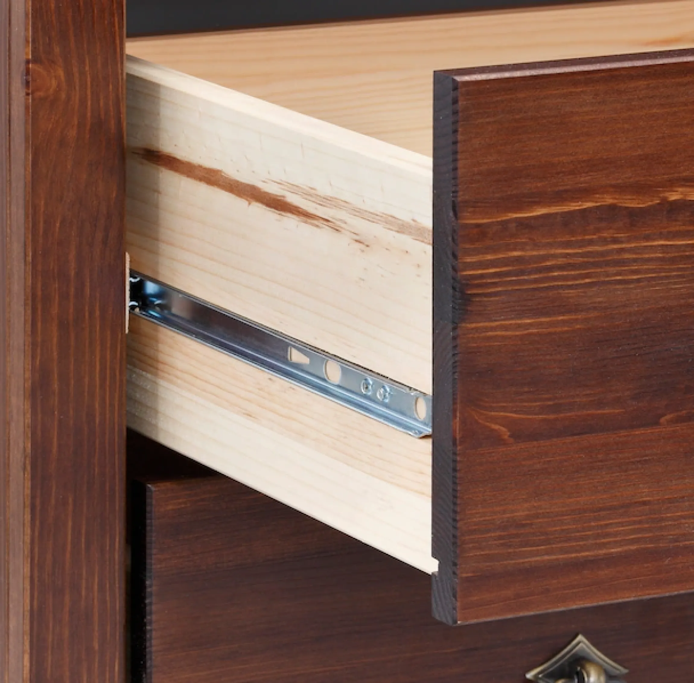 OTTO home Vitrine »Gotland« Breite 80 cm, Höhe 178 cm, mit Glastüren, aus massiver Kiefer, FSC®