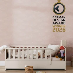 PAIDI Babybett »LITTLE SNU 70x140cm in Beige oder Weiß, umbaubares Bodenbett« Kinderbett mit Rausfallschutz aus Massivholz, langlebiges Gitterbett