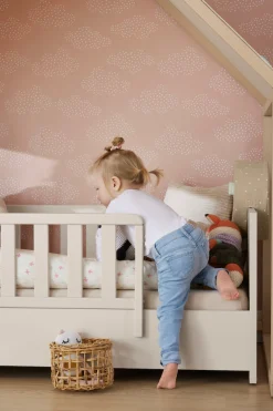 PAIDI Babybett »LITTLE SNU 70x140cm in Beige oder Weiß, umbaubares Bodenbett« Kinderbett mit Rausfallschutz aus Massivholz, langlebiges Gitterbett