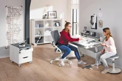 PAIDI Kinderstuhl »YVO in verschiedenen Farben, mitwachsend & ergonomisch« () waschbare Bezügen, tiefen- & höhenverstellbarer Schreibtischstuhl