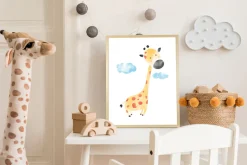 queence Bild mit Rahmen »Niedliche Giraffe« Fantasy | Giraffe | Giraffen | Giraffen Bilder | Himmel | Himmelsbilder | Tiere | Wolken 1 Stk. tlg. HD Premium Posterdruck mit Echtholzrahmen