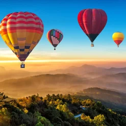 queence XXL-Wandbild »Akustikbild Landschaft mit Heißluftballons« Ballonfahren | Heißluftballon | Himmel | Himmelsbilder | Landschaft 1 Stk. tlg. Einfache Akustiklösung ohne Baumaßnahme, Schalldämmung, Paneele