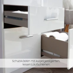 rauch Drehtürenschrank »Kleiderschrank Schrank Garderobe Wäscheschrank VOYAGER« in 3 verschiedenen Ausstattungen BASIC/CLASSIC/PREMIUM,mit 2 modernen Griffvarianten, mit Außenschubladen MADE IN GERMANY