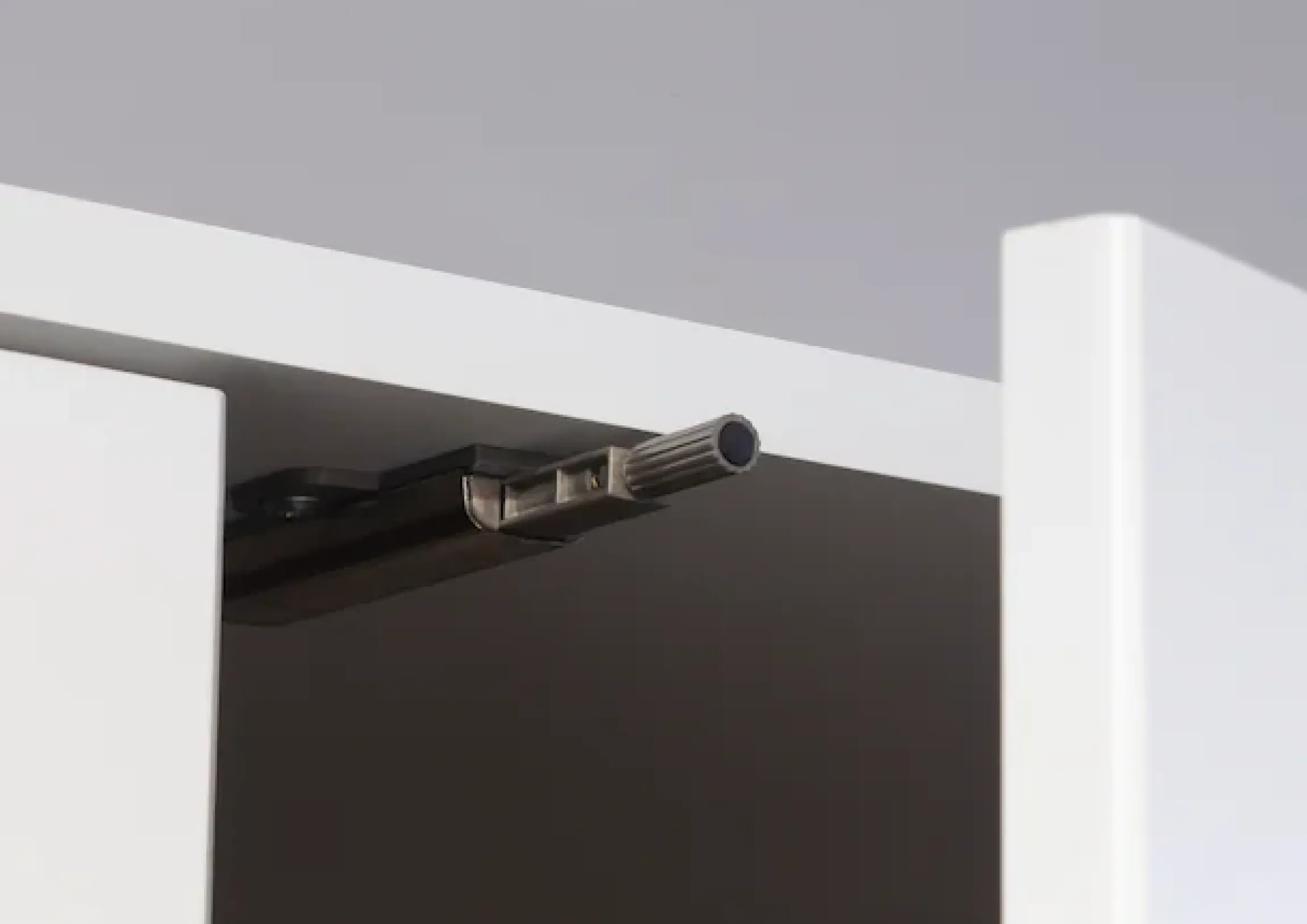 rauch Drehtürenschrank »Kleiderschrank Schrank Garderobe Wäscheschrank NABILA viel Stauraum« in 3 verschiedenen Ausstattungen BASIC/CLASSIC/PREMIUM,in 2 Breiten mit Push-to-Open Funktion TOPSELLER MADE IN GERMANY