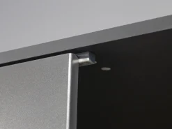 rauch Drehtürenschrank »Kleiderschrank Schrank Garderobe SHINJO Breiten 93/140/187 cm« in 3 verschiedenen Ausstattungen BASIC/CLASSIC/PREMIUM,Griffe und Füße aus Massivholz, viel Stauraum MADE IN GERMANY