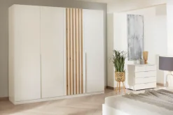 rauch Drehtürenschrank »Kleiderschrank Schrank Garderobe Breiten 181/226/271 cm LAMELLA« 3 verschiedene Ausstattungen BASIC/CLASSIC/PREMIUM (inkl. SOFT-CLOSE),elegante Lamellen-Auflage in 3D Akustikpaneel Optik MADE IN GERMANY