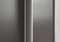 rauch Kleiderschrank »Schwebetürenschrank Schrank Garderobe Ankleide Schlafzimmer TARO« in 3 verschiedenen Ausstattungen BASIC/CLASSIC/PREMIUM (SOFT-CLOSE),4 Breiten, optional Passepartout mit/ohne Beleuchtung MADE IN GERMANY
