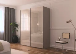 rauch Schwebetürenschrank »Kleiderschrank Schrank Garderobe Schlafzimmerschrank SCALE-FYRA« edle viergeteilte Türen mit Glas-Front viele Farben MADE IN GERMANY