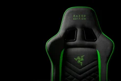 RAZER Gaming-Stuhl »by ZEN TAROK PRO X« () 3D Armlehnen, Metallrahmen, ergonomisch, 130 kg Tragkraft, 60mm Rollen