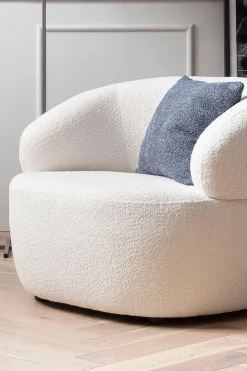 SalesFever Cocktailsessel »Cocktailsessel: Stil trifft Komfort« Bezug in Bouclé Optik