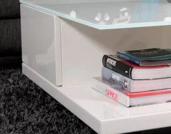 SalesFever Couchtisch »im minimalistischen Stil« Kristallklare Tischplatte aus gehärtetem Glas