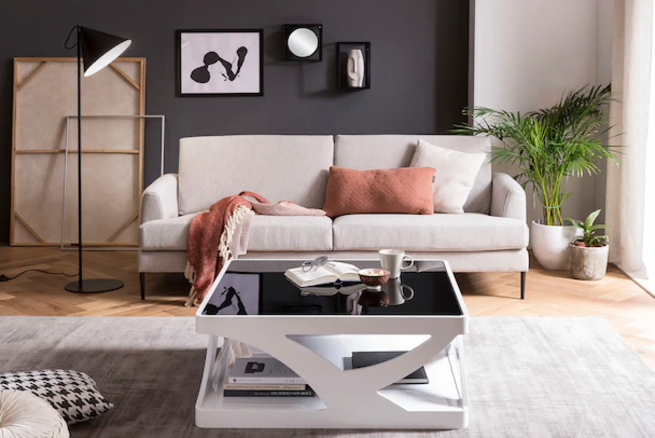 SalesFever Couchtisch »Lacona Coffeetable mit stilvollem Aussehen« 10 mm Schwarzglasplatte, rechteckig oder quadratisch
