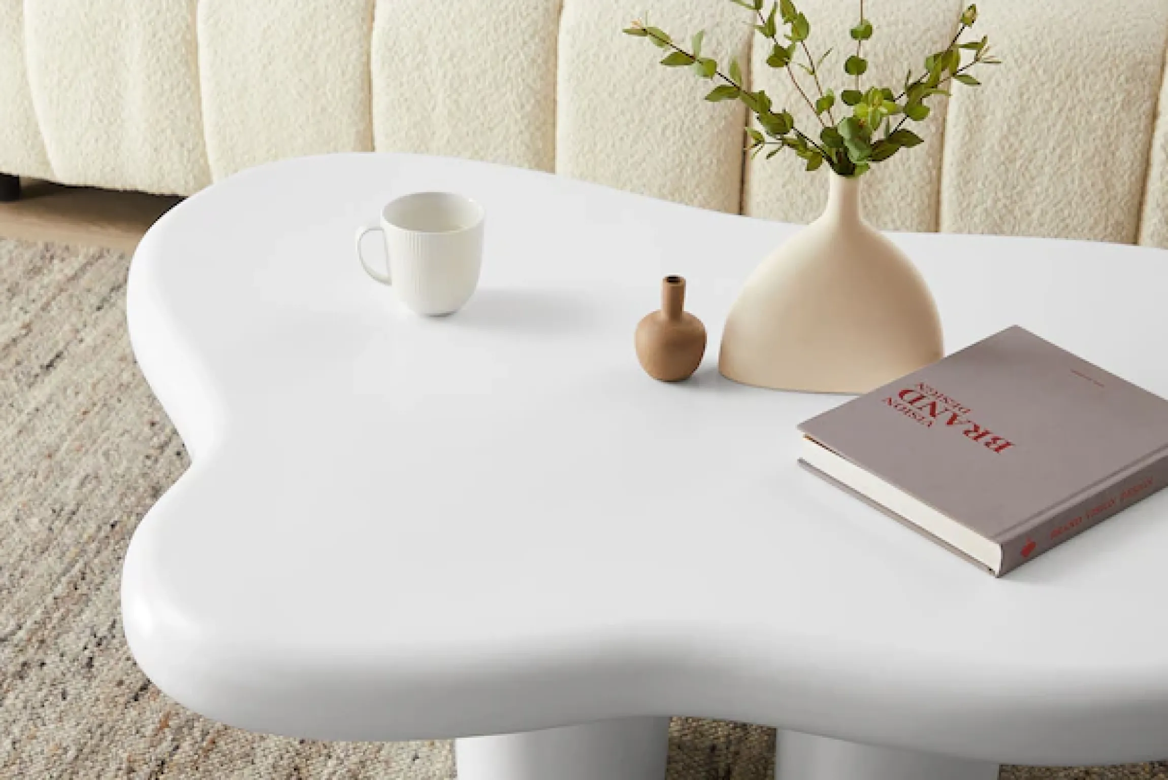 SalesFever Couchtisch »Wohnzimmertisch - stilvoll und funktional« Im verspielten Comic-Stil