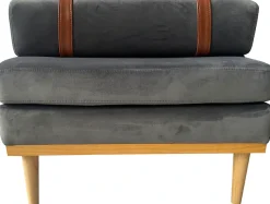 SalesFever Daybed »Bett: Entspannung pur« Entspannung pur: Tagesliege mit Kopf- und Nackenstütze