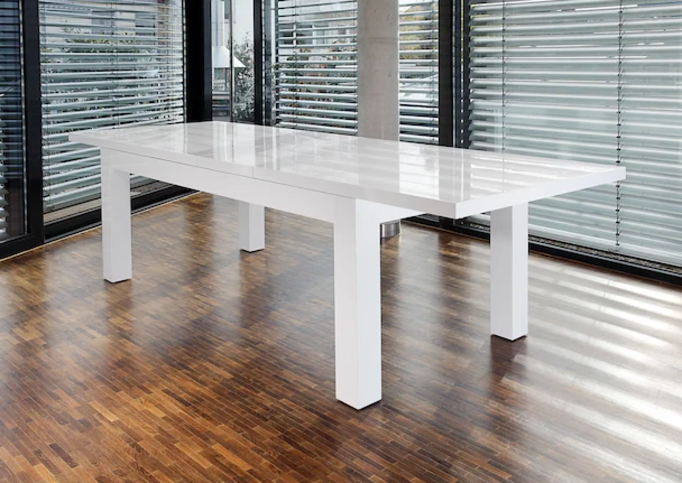 SalesFever Esstisch »Odense - Design Tisch für stilvolle Mahlzeiten« Mit praktischen Ansteckplatten erweiterbar