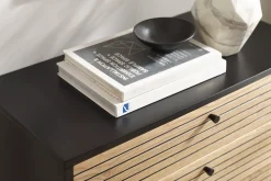 SalesFever Kommode »Torsby Stilvolles Sideboard« Skandinavisch inspiriertes Design für Ihr Zuhause