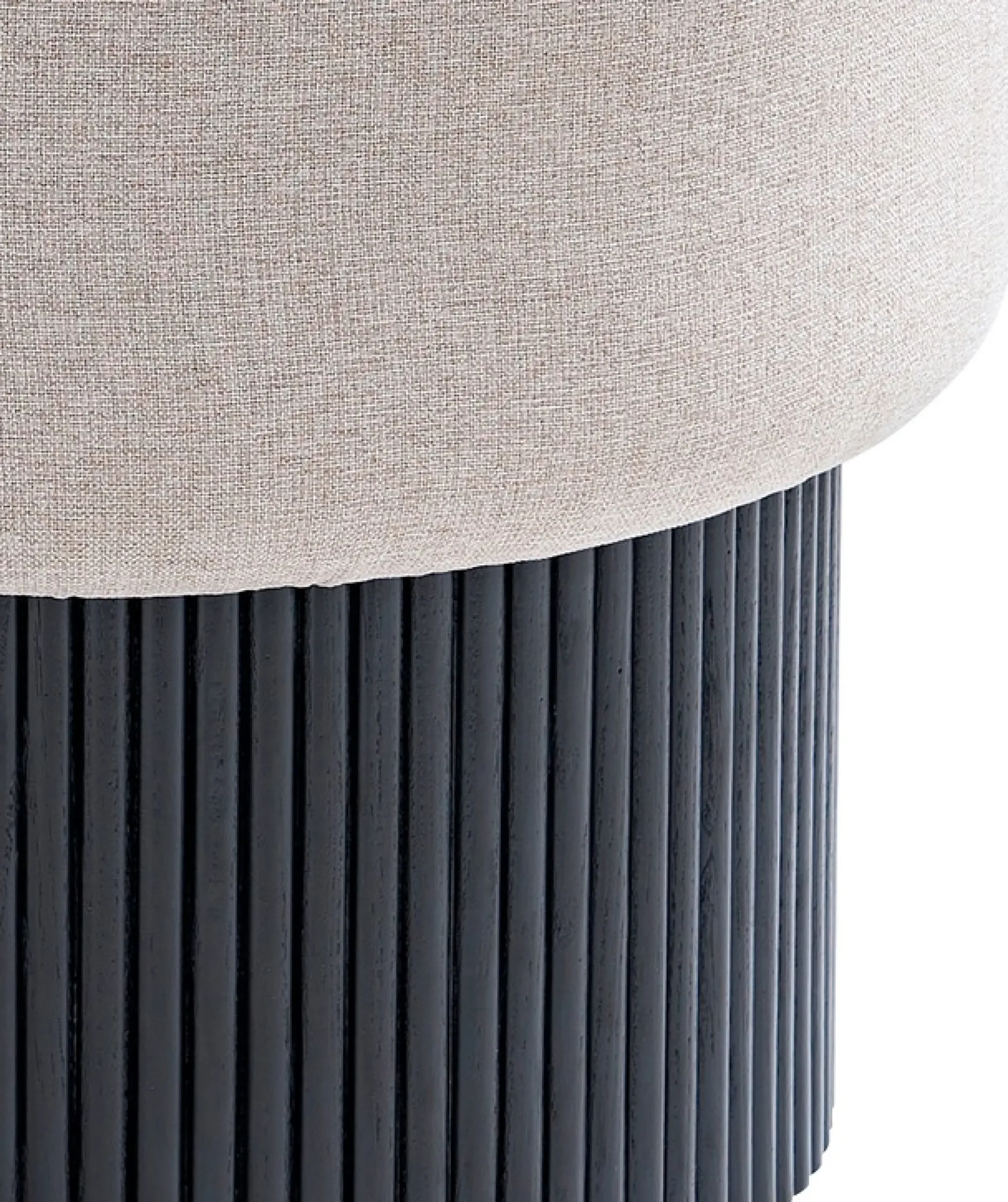 SalesFever Stauraumhocker »Ilovik Hocker mit abnehmbarer Sitzfläche – kompakter Design-Hocker« 1 Stk. tlg. Praktischer Pouf mit Stauraum, ideal fürs Wohnzimmer