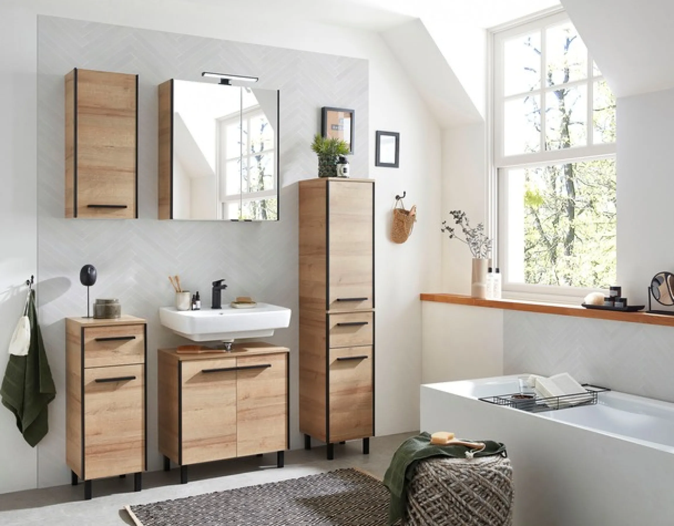 Saphir Badmöbel-Set »Quickset 395 4-teilig, Waschbeckenunterschrank mit LED-Spiegelschrank« 5 Stk. tlg.