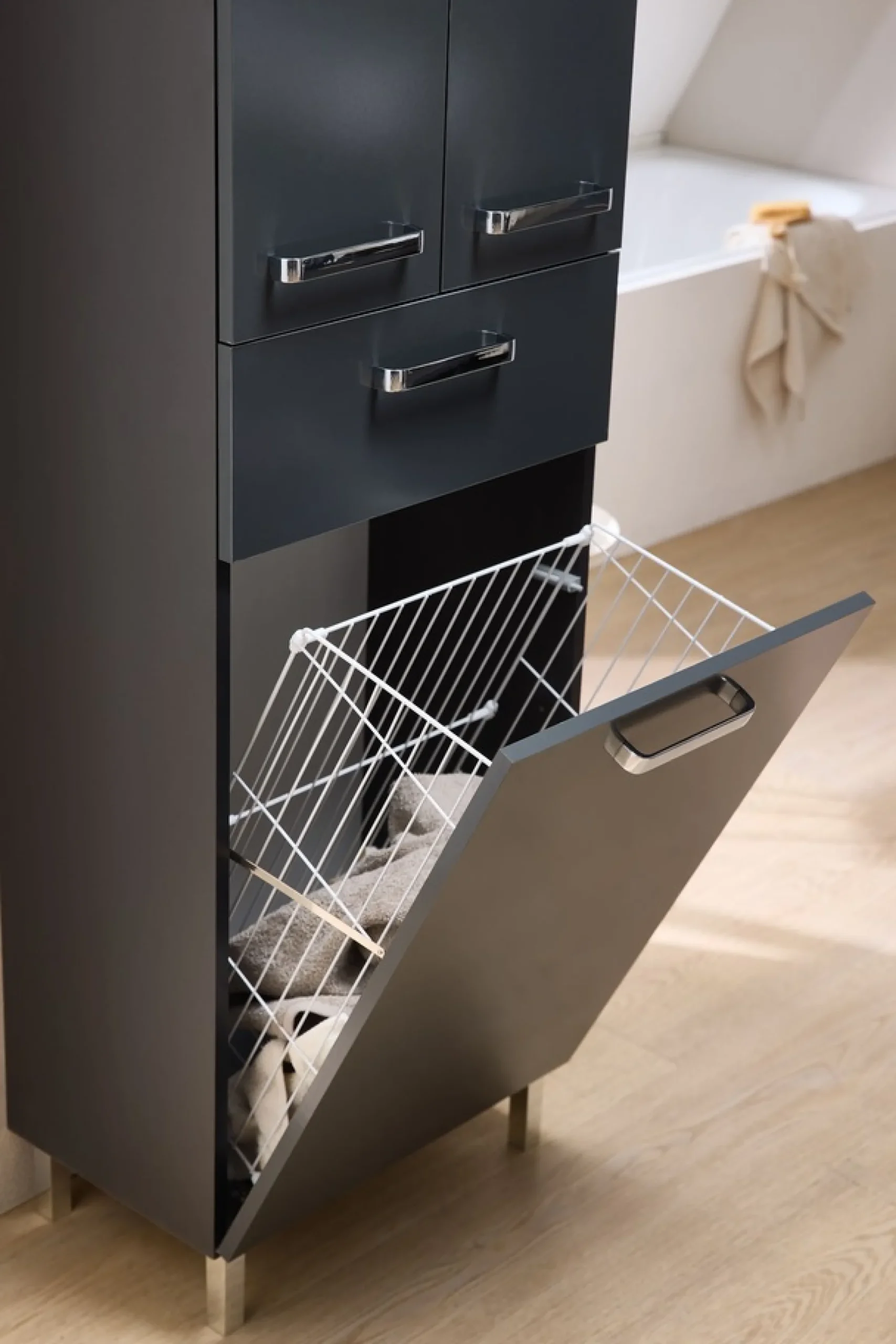 Saphir Hochschrank »mit Wäschekippe«