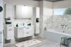 Saphir Hochschrank »Quickset Badschrank 30 cm breit, 2 Türen, 1 Nische, 3 Einlegeböden« Badezimmer-Hochschrank inkl. Türdämpfer, Griffe in Chrom glänzend