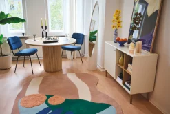 SIT Esstisch »Genf aus Mangoholz mit Säulenfuß im Ribbed-Look« Runder Tisch mit extravagantem Lamellendesign und markantem Säulenfuß