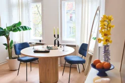 SIT Esstisch »Genf aus Mangoholz mit Säulenfuß im Ribbed-Look« Runder Tisch mit extravagantem Lamellendesign und markantem Säulenfuß