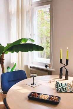 SIT Esstisch »Genf aus Mangoholz mit Säulenfuß im Ribbed-Look« Runder Tisch mit extravagantem Lamellendesign und markantem Säulenfuß