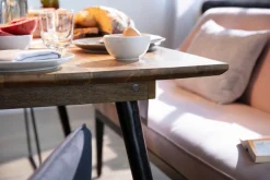 SIT Esstisch »Mangoholz Massivholz mit Schweizer Kante & Metallbeinen« Modernes Industrial-Design mit konischen schwarzen Metallbeinen