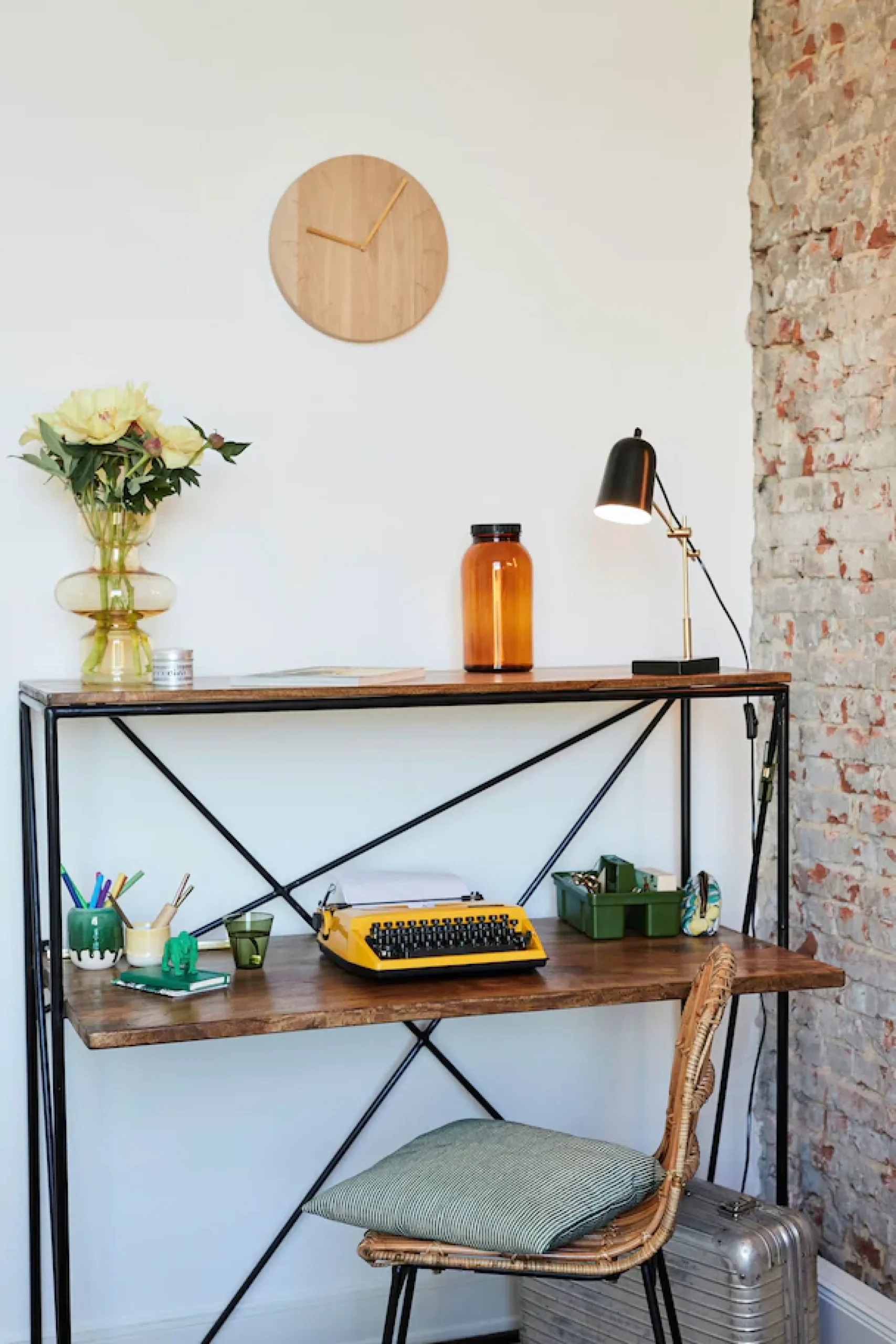 SIT Sekretär »T-NEST SHELF OFFICE LOW aus Mangoholz mit Metallgestell« Kompakter Sekretär mit Regal im minimalistischen Industrial-Design