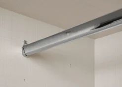 STAUD Schwebetürenschrank »Includo, extra kurze Lieferzeit! Stabil & langlebig in Staud Qualität« H/B/T ca. 222/249/68,Qualität made in Germany