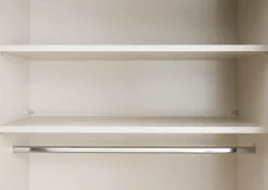 STAUD Schwebetürenschrank »Includo, Made in Germany« Mit vier verschiedenen Ausstattungsvarianten