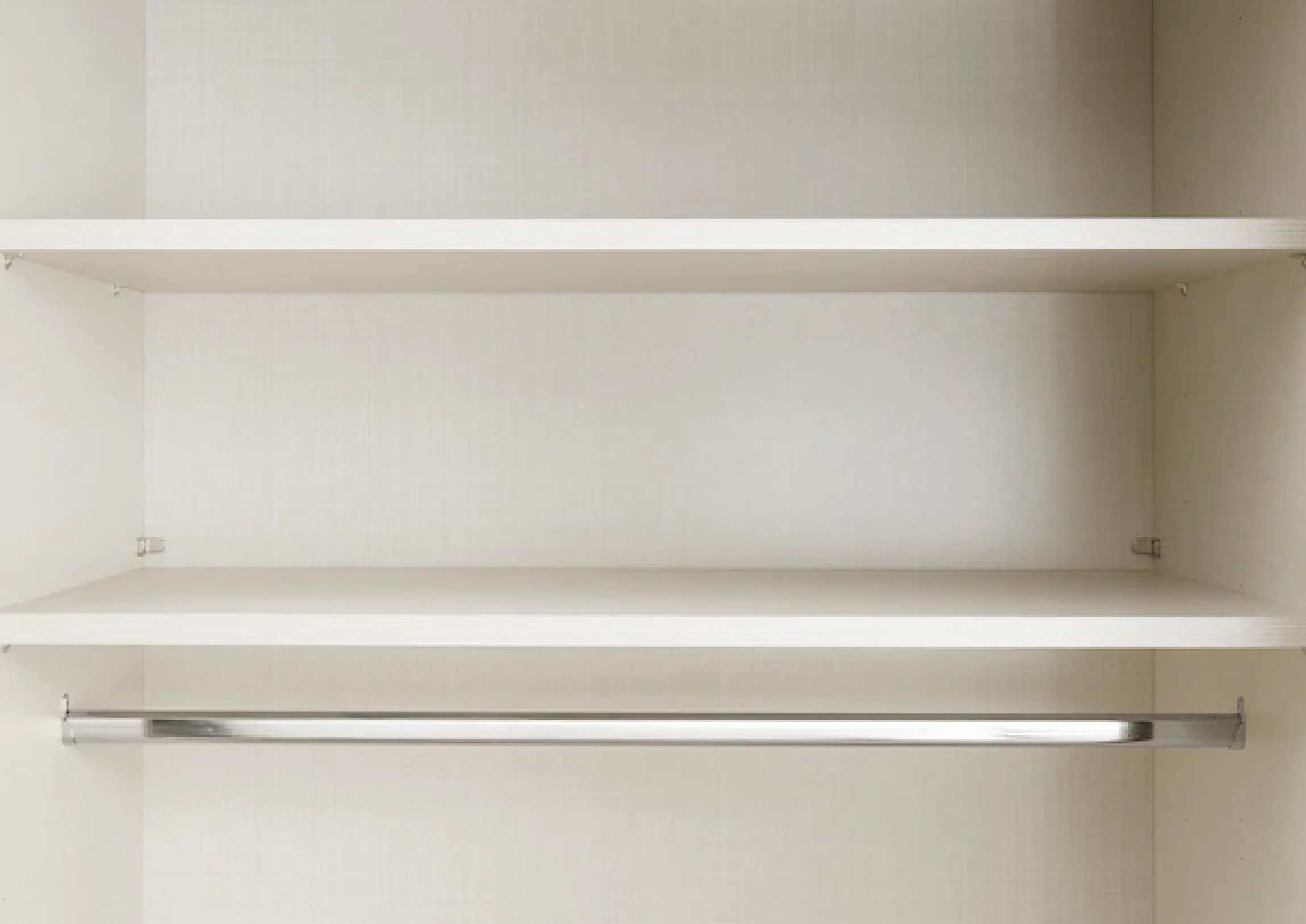 STAUD Schwebetürenschrank »Sonate Pesaro, Made in Germany« Mit vier verschiedenen Ausstattungsvarianten