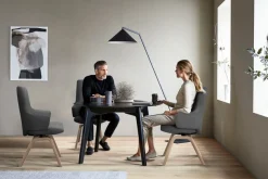 Stressless® Polsterstuhl »Laurel« () High Back mit Armlehne, Größe L, schräggestellte Beine in Walnuss