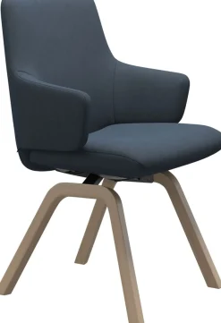 Stressless® Polsterstuhl »Laurel« () Low Back mit Armlehne, Größe L, mit schräggestellten Beinen in Schwarz