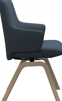 Stressless® Polsterstuhl »Laurel« () Low Back mit Armlehne, Größe L, mit schräggestellten Beinen in Schwarz