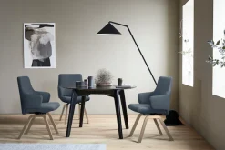 Stressless® Polsterstuhl »Laurel« () Low Back mit Armlehne, Größe L, mit schräggestellten Beinen in Schwarz