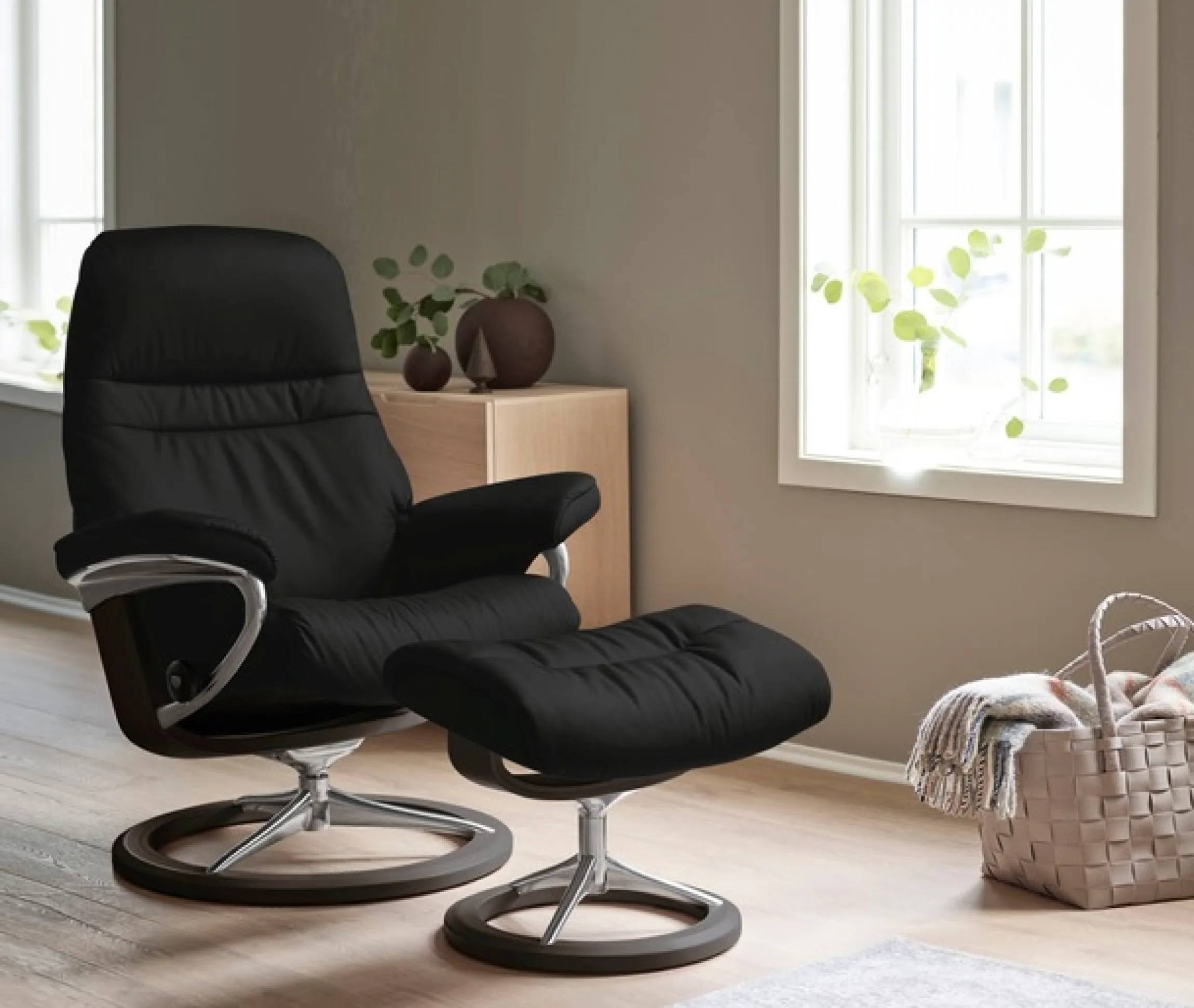 Stressless® Relaxsessel »Sunrise« mit Signature Base, Größe S, Gestell Wenge, in 2 Bezugsqualitäten lieferbar