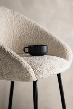 Venture Home Barhocker »Velvet, 2er-Set Barhocker mit weißem Teddy-Sitz, belastbar bis 150 kg« 2 Stk. tlg. Tresenstuhl, Plüsch-Bezug, schwarzer Stahlrahmen, Fußstütze, kuschelig