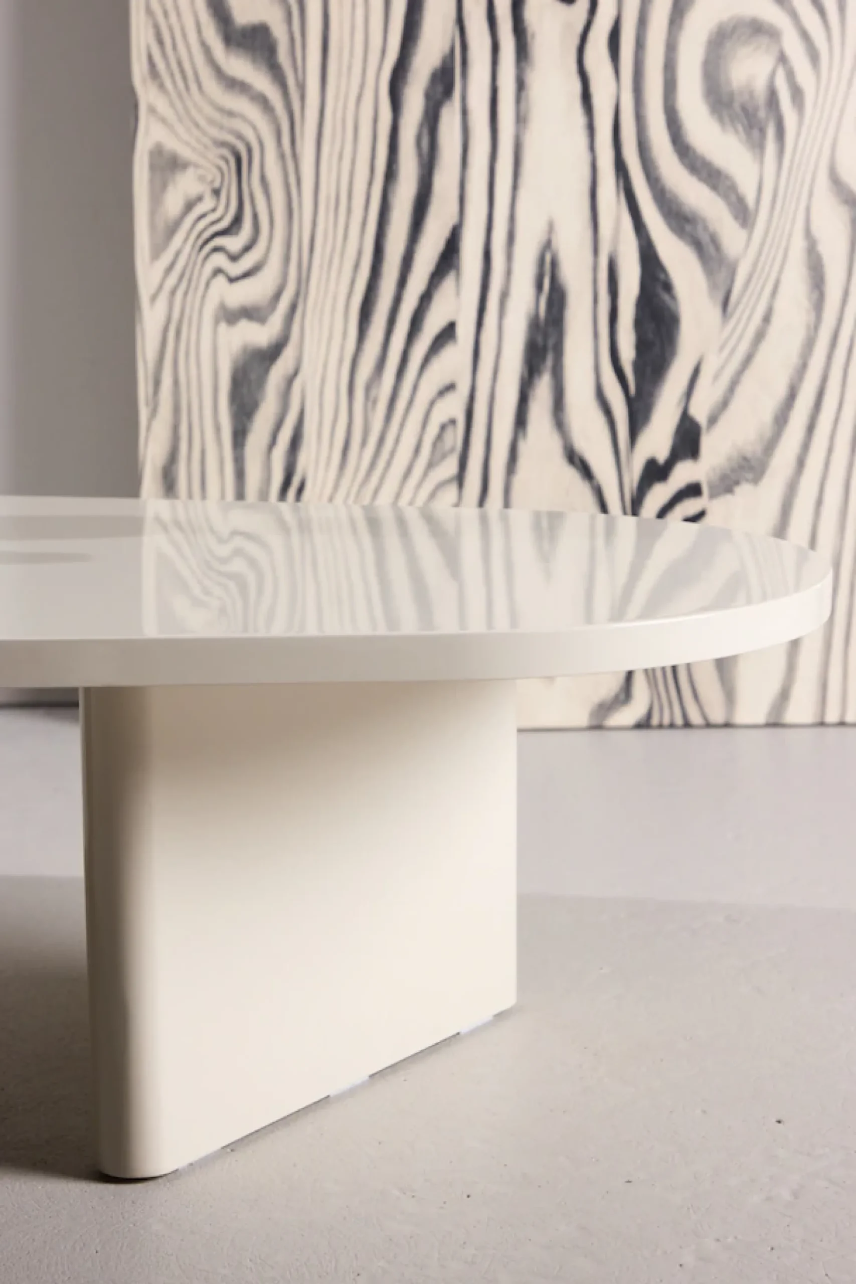 Venture Home Couchtisch »Grönvik, ovaler Couchtisch 130 × 65 cm in glänzendem Beige, modern« Sofatisch, MDF, Glanzfinish, oval, sanft geformt, Skandinavisch