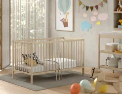 Vipack Babybett »Dino 70/140 mit 3-fach verstellb. Lattenrost, inkl. 3 Schlupfsprossen« aus massiver Buche, umbaubar zum Juniorbett, wahlweise in 3 Farben