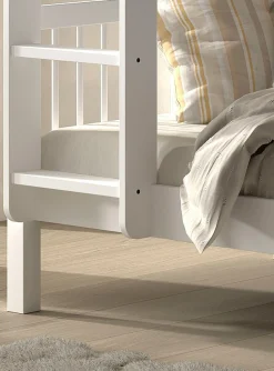 Vipack Etagenbett »Buche massiv weiß, Made in Europe, langlebige Qualität« B/H/T ca. 208x176x98cm, inkl. Leiter, Absturzschutz oben umlaufend,2 Lattenroste, wahlweise mit oder ohne Bettschublade