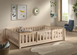 Vipack Kinderbett »Dallas, massiv Bett, Rausfallschutz, umbaubar vom Boden- zum Daybett« inkl. Rolllattenrost und Sprossenumrandung, 90 oder 140x200 cm breit,stabil und standfest gebaut, wahlweise Kiefer massiv natur oder weiß