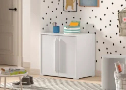 Vipack Kommode »SAM mit 2 Drehtüren, dahinter 1 Fachböden, universell einsetzbar« (B/H/T ca. 67,7x61,7x43 cm) Türen mit Soft-Close,Pflegeleichte Oberfläche in Eiche oder Weiß Dekor