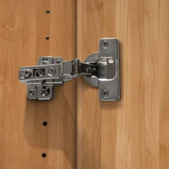 WIEMANN Kleiderschrank »Kiruna« mit Champagnerglas