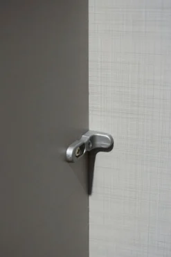 Wimex Kleiderschrank »Fulda, 135 oder 180/58/199cm, 2 Schubladen, Made in Germany« mit Kranzleiste,besonderer Look durch Multiplex Optik, mit oder ohne Glasauflage