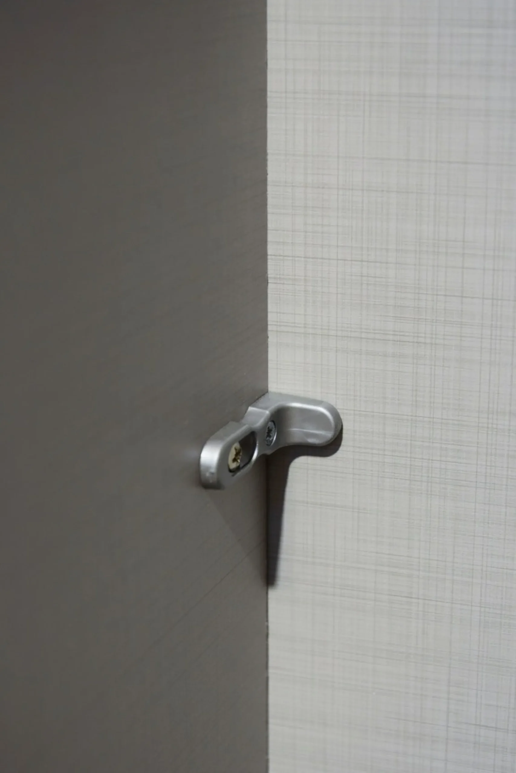 Wimex Kleiderschrank »Fulda, 135 oder 180/58/199cm, 2 Schubladen, Made in Germany« mit Kranzleiste,besonderer Look durch Multiplex Optik, mit oder ohne Glasauflage