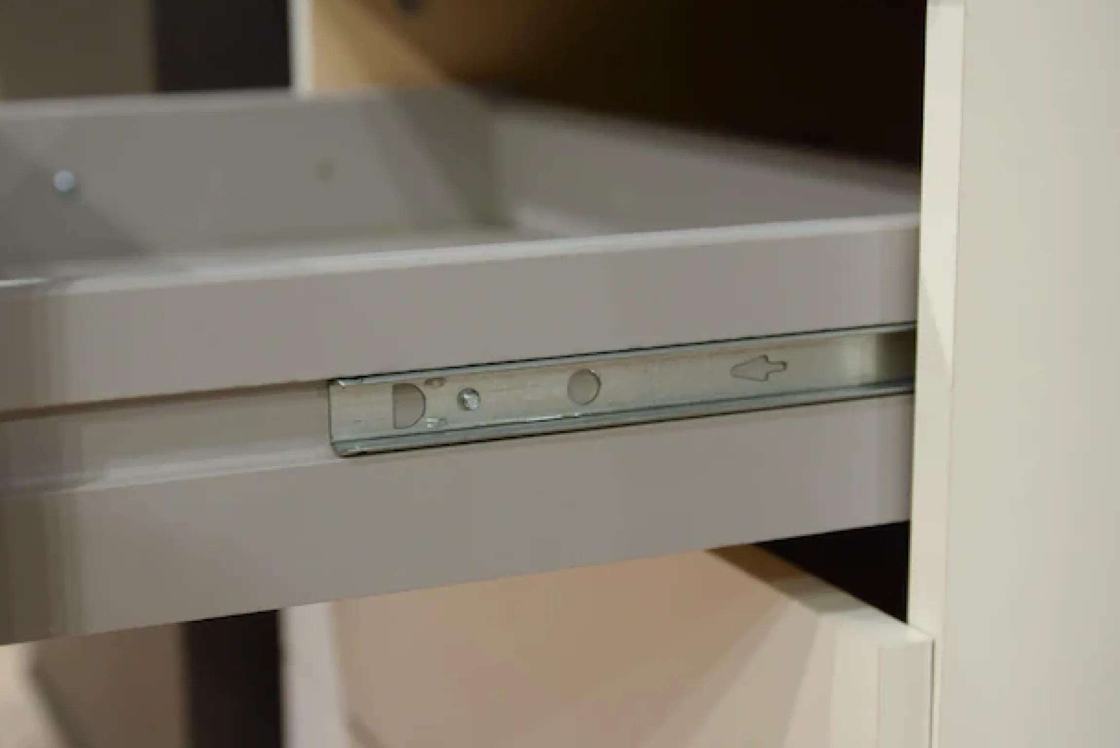 Wimex Kleiderschrank »Fulda, 135 oder 180/58/199cm, 2 Schubladen, Made in Germany« mit Kranzleiste,besonderer Look durch Multiplex Optik, mit oder ohne Glasauflage