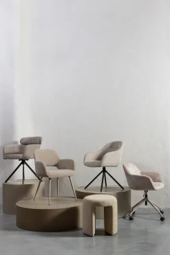 WOOOD Drehstuhl »Morros mit Chenille-Bezug höhenverstellbar, B 57 x T 60 x H 88 cm« () mit Rollen, Sitzhöhe einstellbar, Tragkraft 100 kg, Pfleiglicht